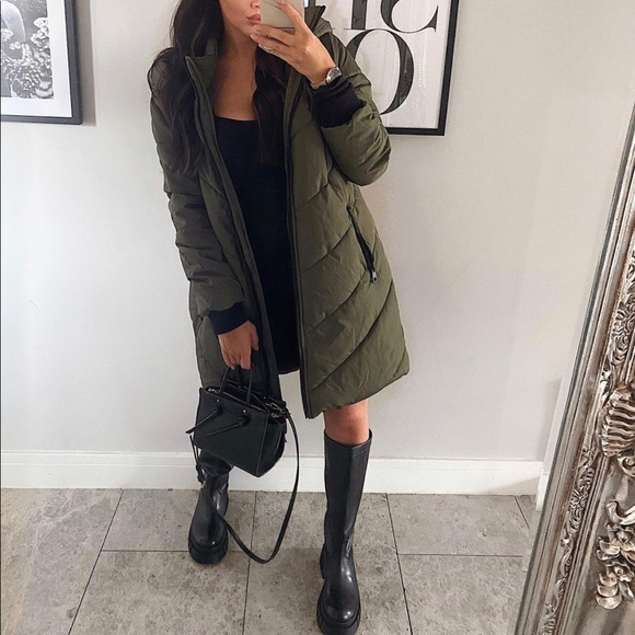 ZARA LEATHER LUG SOLE BOOTS - Picture 14 of 16